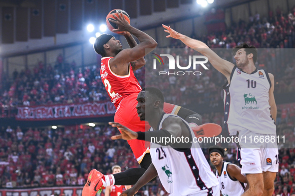 Moses Wright of Olympiacos Piraeus competes with Leandro Bolmaro of EA7 Emporio Armani Milan during the Euroleague, Round 3 match between Ol...