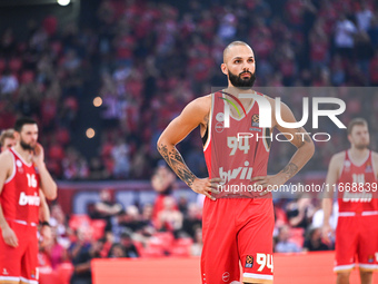 Evan Fournier of Olympiacos Piraeus plays during the Euroleague, Round 3 match between Olympiacos Piraeus and EA7 Emporio Armani Milan at Pe...