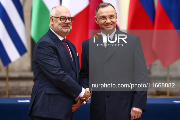 President of Poland Andrzej Duda and Estonia's President Alar Karis attend a welcome ceremony during the Arraiolos Group meeting at the Wawe...