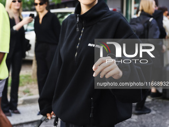 Amelia Gray Hamlin attends the Max Mara Fashion Show during the Milan Womenswear Spring/Summer 2025 in Milan, Italy, on September 19, 2024....