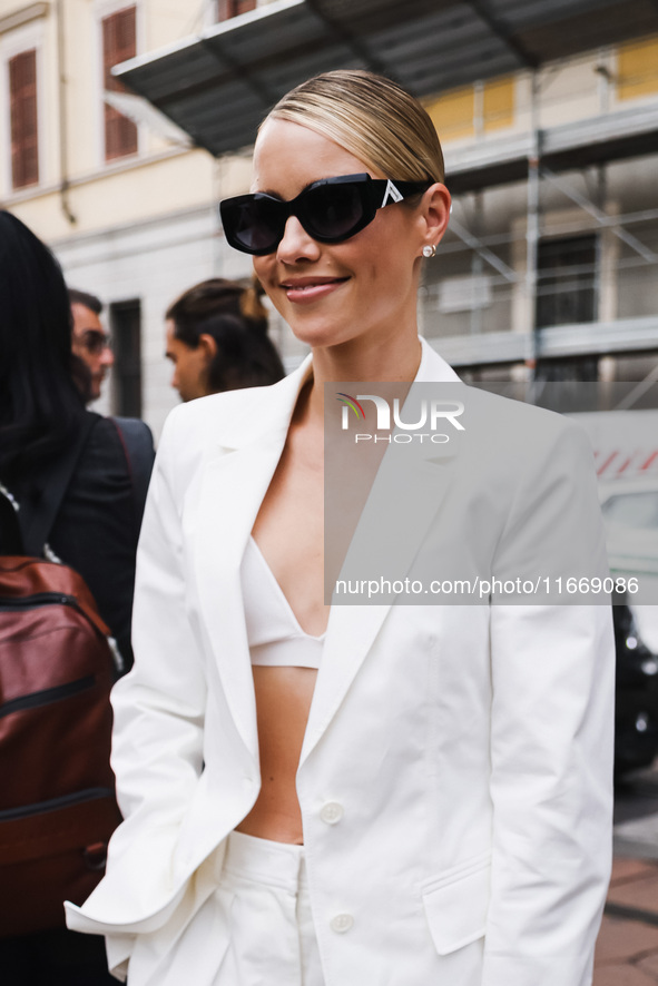 Claire Holt attends the Alberta Ferretti Fashion Show during the Milan Womenswear Spring/Summer 2025 in Milan, Italy, on September 17, 2024 