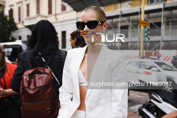 Claire Holt attends the Alberta Ferretti Fashion Show during the Milan Womenswear Spring/Summer 2025 in Milan, Italy, on September 17, 2024 