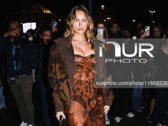 Beatrice Vendramin attends the Etro Fashion Show during the Milan Womenswear Spring/Summer 2025 in Milan, Italy, on September 18, 2024 (