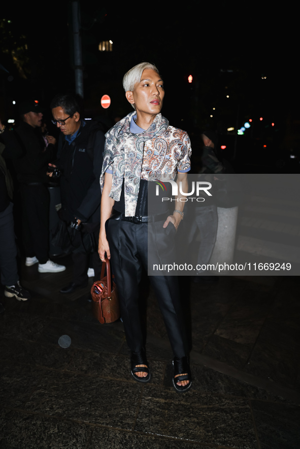 Bryanboy attends the Etro Fashion Show during the Milan Womenswear Spring/Summer 2025 in Milan, Italy, on September 18, 2024 