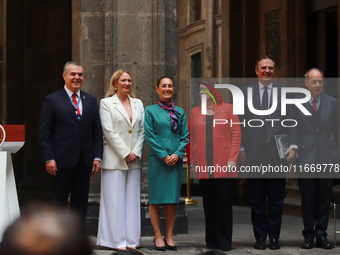 From left to right, President of the Business Coordinating Council (CCE) Francisco Alberto Cervantes Diaz, Executive Director of Mexico Paci...