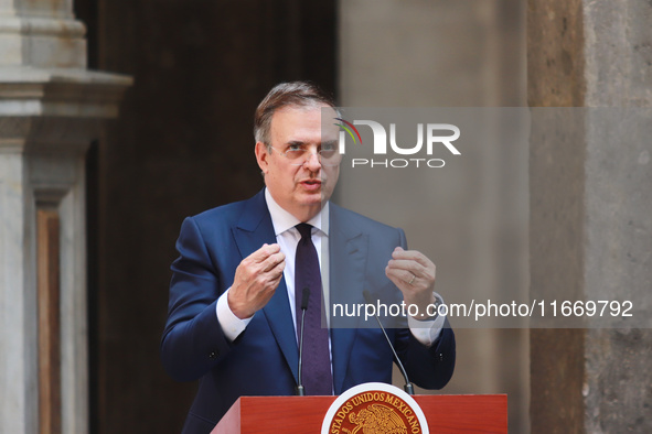 Marcelo Ebrard Casaubon, Secretary of the Economy, speaks during a press conference after the High Level Summit between U.S. and Mexican bus...