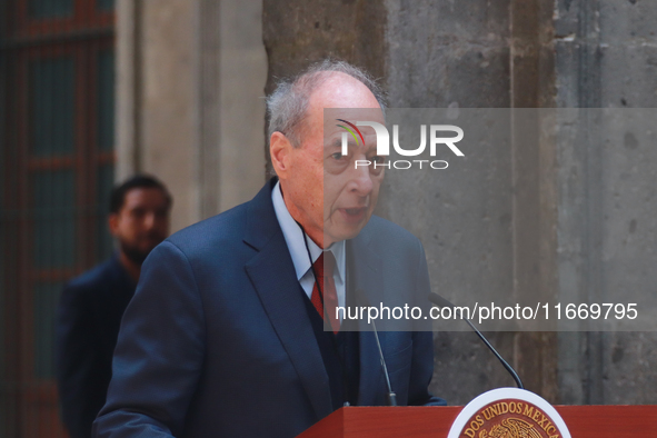 Guillermo Vogel, Chairman of the CEO Dialogue and Vice Chairman of the Global Board of Tenaris, speaks during a press conference after the H...