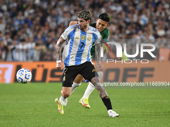 Rodrigo De Paul of Argentina plays during a match between Argentina and Bolivia at Estadio Mas Monumental Antonio Vespucio Liberti in Buenos...