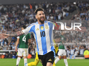 Lionel Messi celebrates his first goal of the night during a match between Argentina and Bolivia at Estadio Mas Monumental Antonio Vespucio...