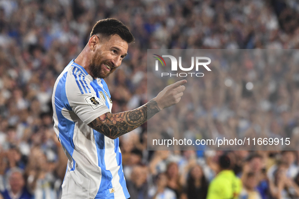 Lionel Messi celebrates his first goal of the night during a match between Argentina and Bolivia at Estadio Mas Monumental Antonio Vespucio...