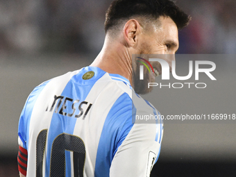 Lionel Messi celebrates his first goal of the night during a match between Argentina and Bolivia at Estadio Mas Monumental Antonio Vespucio...