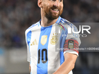 Lionel Messi of Argentina plays during a match between Argentina and Bolivia at Estadio Mas Monumental Antonio Vespucio Liberti in Buenos Ai...