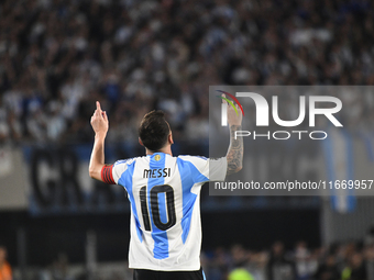 Lionel Messi celebrates his second goal of the night during a match between Argentina and Bolivia at Estadio Mas Monumental Antonio Vespucio...