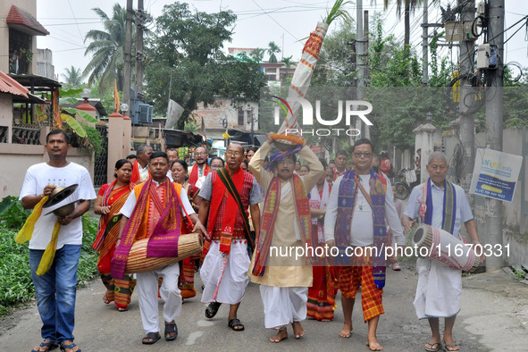 Devotees take part in a religious rally on the occasion of Lakshmi Puja in Beltola, Guwahati, India, on October 16, 2024. Laxmi is one of th...