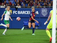 Fridolina Rolfo plays during the match between FC Barcelona Women and Hammarby IF Women, corresponding to week 2 of group D of the UEFA Wome...