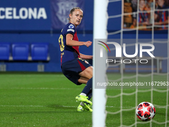 Caroline Graham Hansen scores during the match between FC Barcelona Women and Hammarby IF Women, corresponding to week 2 of group D of the U...