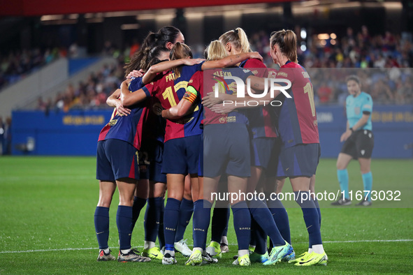 FC Barcelona players celebrate a goal during the match between FC Barcelona Women and Hammarby IF Women, corresponding to week 2 of group D...