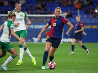 Fridolina Rolfo plays during the match between FC Barcelona Women and Hammarby IF Women, corresponding to week 2 of group D of the UEFA Wome...