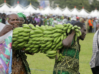 Farmers display their produce as the Lagos State Ministry of Agriculture and Food Systems concludes activities marking the 2024 World Food D...