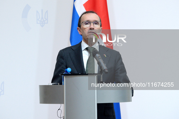 Minister of Foreign Affairs of the Kingdom of Norway, Espen Barth Eide, attends a joint news conference with Minister of Foreign Affairs of...