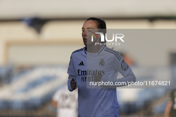 Caroline Weir of Real Madrid women plays during the UEFA Women's Champions League match between Real Madrid and Celtic club women at Alfredo...