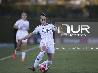 Athenea del Castillo of Real Madrid women plays during the UEFA Women's Champions League match between Real Madrid and Celtic club women at...