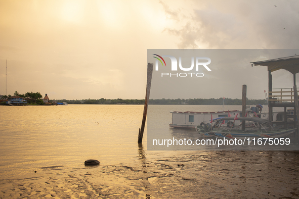 In Afua, Para, Brazil, on October 1, 2024, it is late afternoon at the mouth of the Amazon River. 