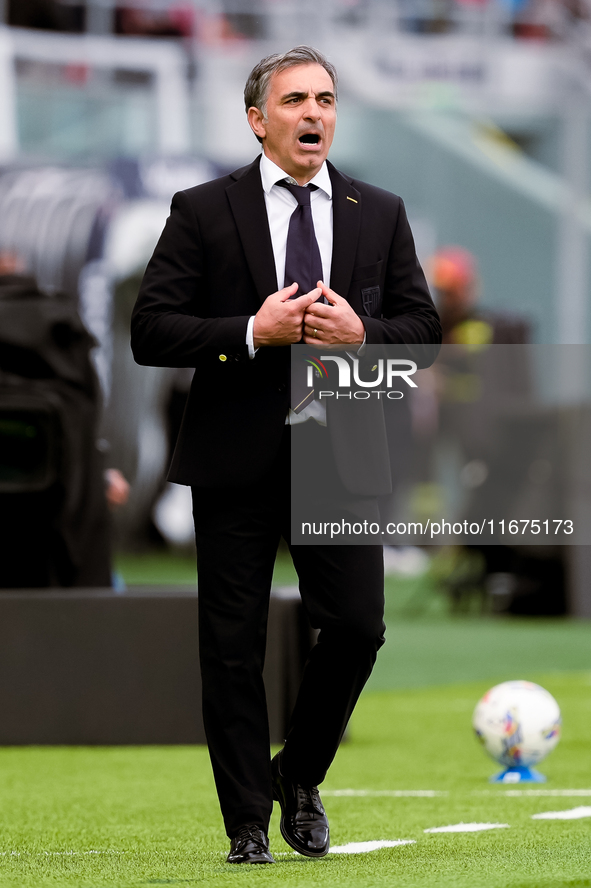 Fabio Pecchia head coach of Parma Calcio 1903 yells during the Serie A Enilive match between Bologna FC and Parma Calcio 1903 at Stadio Rena...