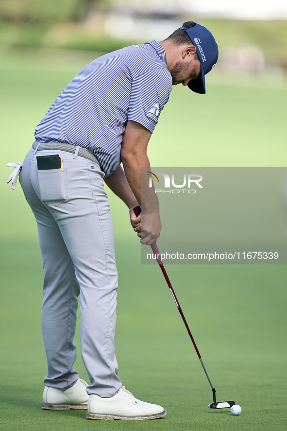 Sam Bairstow of England plays a shot on the 14th green on day one of the Estrella Damm N.A. Andalucia Masters 2024 at Real Club de Golf Soto...