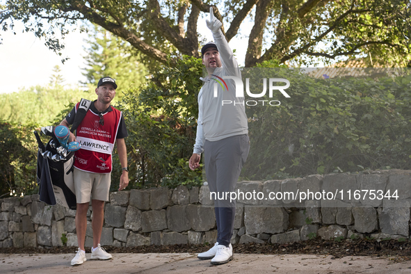 Thriston Lawrence of South Africa studies his third shot on the 14th hole on day one of the Estrella Damm N.A. Andalucia Masters 2024 at Rea...