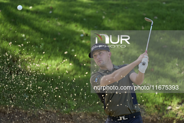 Todd Clements of England plays his shot out of a bunker on the 14th hole on day one of the Estrella Damm N.A. Andalucia Masters 2024 at Real...