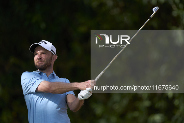 Maximilian Kieffer of Germany tees off on the 17th hole on day one of the Estrella Damm N.A. Andalucia Masters 2024 at Real Club de Golf Sot...