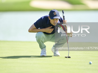 Daan Huizing of the Netherlands studies his shot on the 16th green on day one of the Estrella Damm N.A. Andalucia Masters 2024 at Real Club...