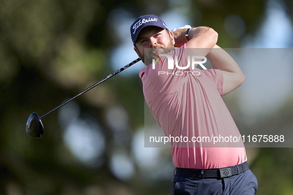 Jordan Smith of England tees off on the 12th hole on day one of the Estrella Damm N.A. Andalucia Masters 2024 at Real Club de Golf Sotogrand...