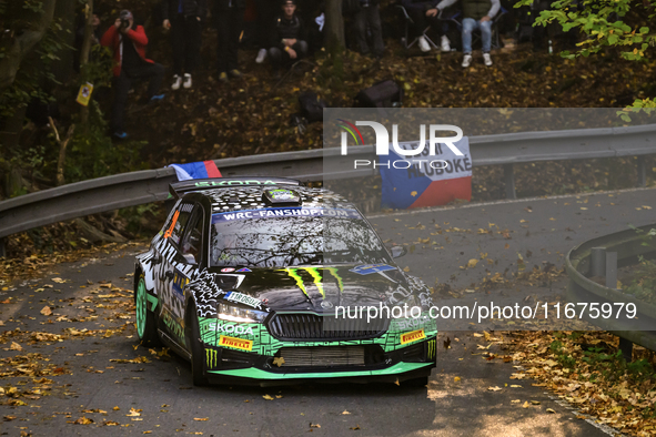 Driver Oliver Solberg and co-driver Elliott Edmondson of the team Toksport WRT 2, Skoda Fabia RS Rally2, face the first day of the race duri...