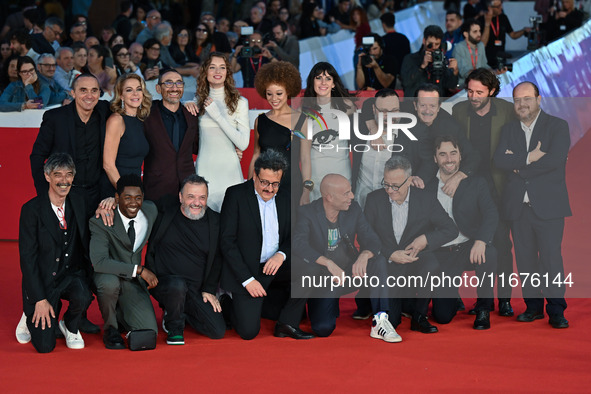 (Top, L-R) Pier Giorgio Bellocchio, Claudia Gerini, Antonio Manetti, Giulia Maenza, Lisa Do Couto, Aurora Calabresi, Massimiliano Bruno, Roc...