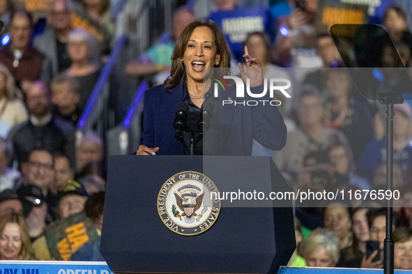 US Vice President and Democratic presidential candidate Kamala Harris speaks during a campaign event at the Resch Expo Center in Green Bay,...