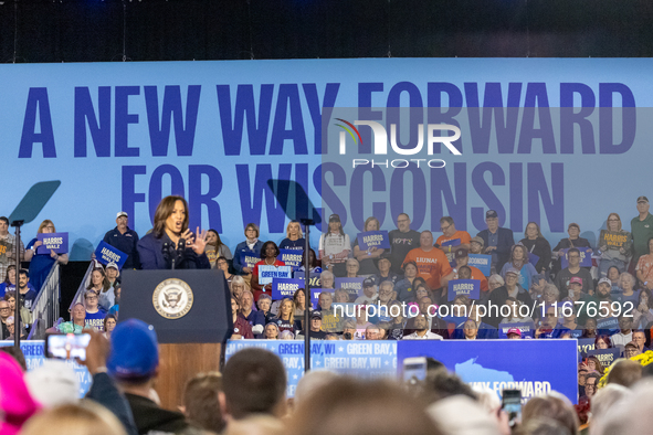 US Vice President and Democratic presidential candidate Kamala Harris speaks during a campaign event at the Resch Expo Center in Green Bay,...