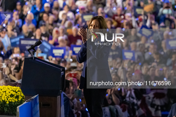 US Vice President and Democratic presidential candidate Kamala Harris speaks during a campaign event at the Resch Expo Center in Green Bay,...