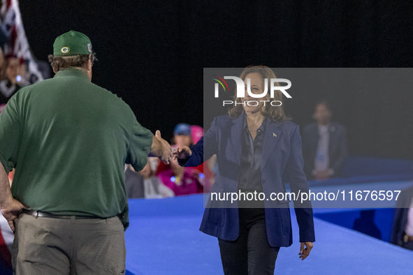 US Vice President and Democratic presidential candidate Kamala Harris speaks during a campaign event at the Resch Expo Center in Green Bay,...