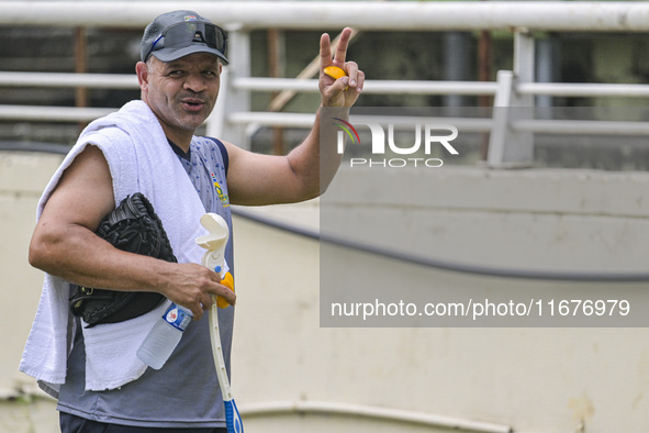 South Africa test batting coach Ashwell Prince is at the Sher-e-Bangla National Cricket Stadium during a practice session in Dhaka, Banglade...