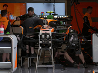 Mechanics work during the Formula 1 Pirelli United States Grand Prix 2024 in Austin, USA, on October 17, 2024. (