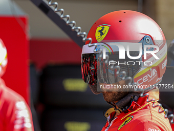 Mechanics work during the Formula 1 Pirelli United States Grand Prix 2024 in Austin, USA, on October 17, 2024. (