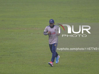 Bangladeshi cricketer Mushfiqur Rahim attends a practice session at the Sher-e-Bangla National Cricket Stadium in Dhaka, Bangladesh, on Octo...