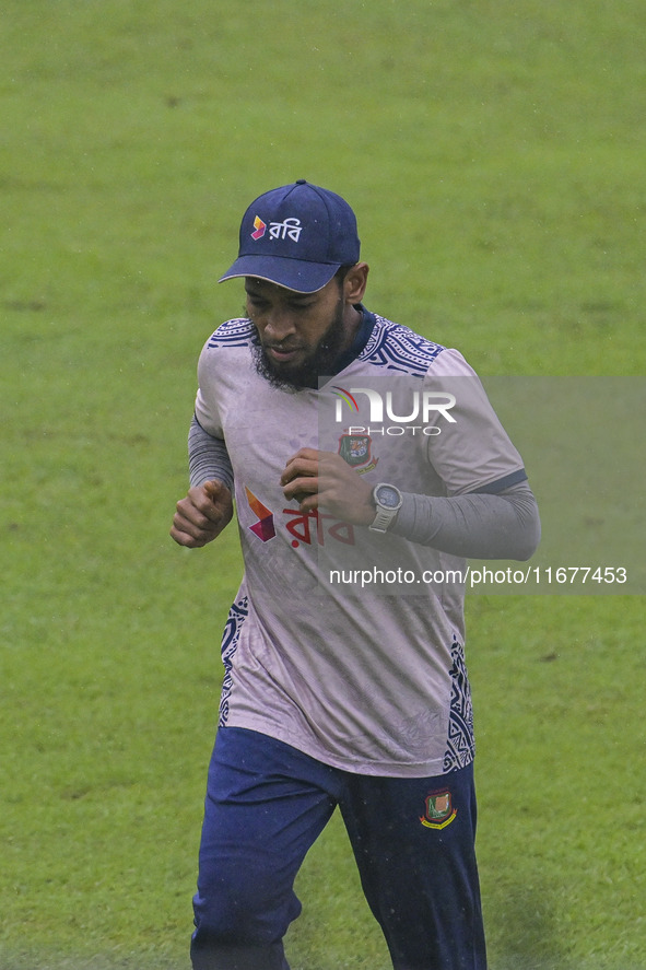 Bangladeshi cricketer Mushfiqur Rahim attends a practice session at the Sher-e-Bangla National Cricket Stadium in Dhaka, Bangladesh, on Octo...