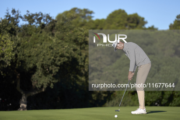 Johannes Veerman of the USA plays a shot on the 10th green during the Estrella Damm N.A. Andalucia Masters 2024 at Real Club de Golf Sotogra...