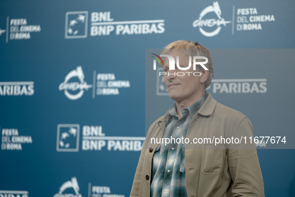 Viggo Mortensen attends the ''The Dead Don't Hurt'' photocall during the 19th Rome Film Festival at Auditorium Parco Della Musica in Rome, I...