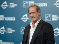 Vincent Lindon attends the ''Le Choix de Joseph Cross'' photocall during the 19th Rome Film Festival at Auditorium Parco Della Musica in Rom...