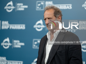 Vincent Lindon attends the ''Le Choix de Joseph Cross'' photocall during the 19th Rome Film Festival at Auditorium Parco Della Musica in Rom...