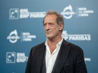 Vincent Lindon attends the ''Le Choix de Joseph Cross'' photocall during the 19th Rome Film Festival at Auditorium Parco Della Musica in Rom...